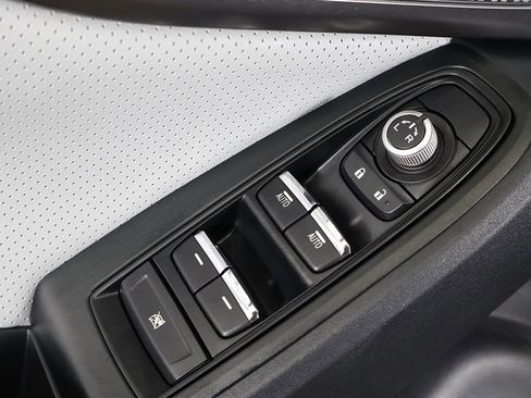 Used 2023 Subaru Crosstrek 2.5i Limited image 41