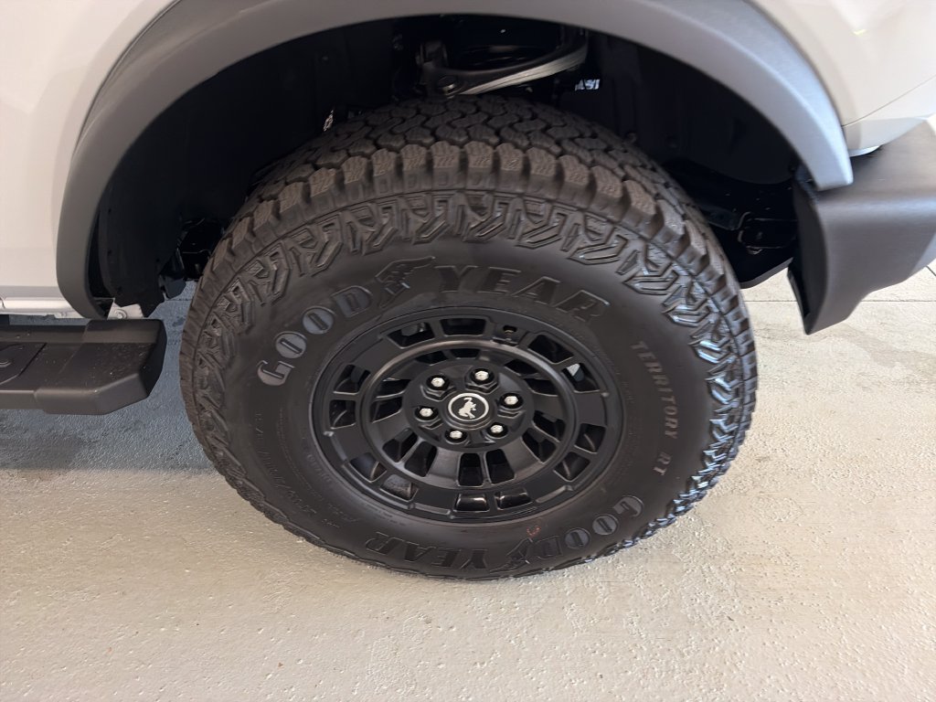 New 2026 Ford Bronco 2-Door w/ Sasquatch Package AWD/4WD image 5