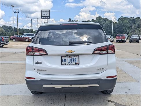 Used 2024 Chevrolet Equinox LT AWD/4WD image 8