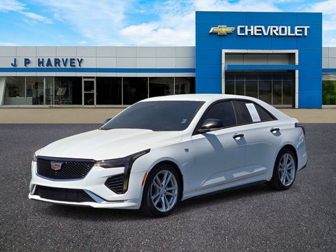 Used 2021 Cadillac CT4 Sport image 3