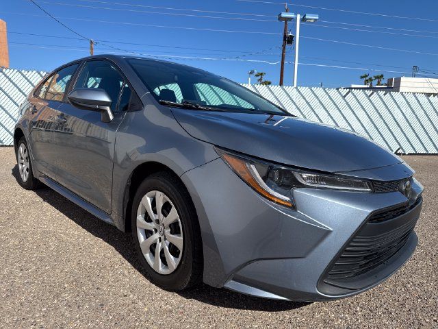 Used 2025 Toyota Corolla LE FWD image 7