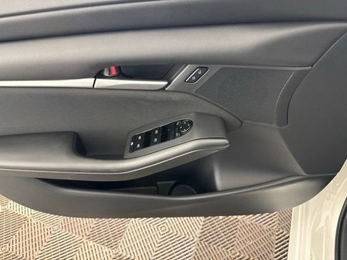 New 2026 MAZDA MAZDA3 s FWD image 18