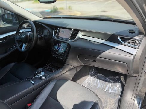 Used 2019 INFINITI QX50 Essential w/ Premium Heat Package FWD image 16