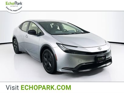 Used 2025 Toyota Prius LE