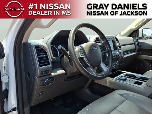 Used 2021 Ford Expedition XLT RWD image 11