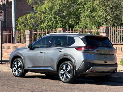 Used 2022 Nissan Rogue SL FWD image 4