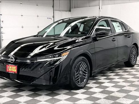 New 2026 Nissan Sentra SV w/ SV Convenience Package FWD image 2