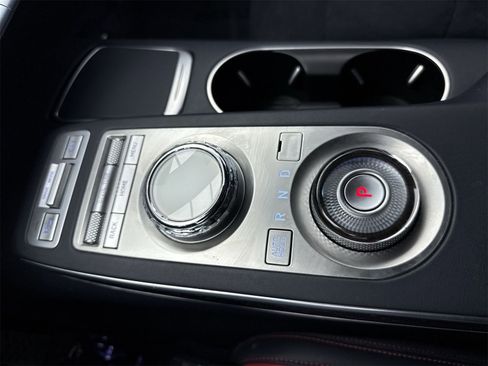 Used 2022 Genesis GV70 3.5T Sport w/ Sport Prestige Package image 27