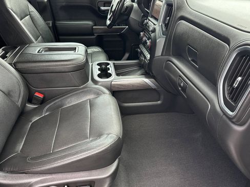 Used 2019 Chevrolet Silverado 1500 LTZ w/ LTZ Plus Package AWD/4WD image 15