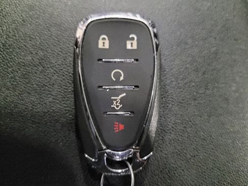 Used 2024 Chevrolet Equinox LT AWD/4WD image 32