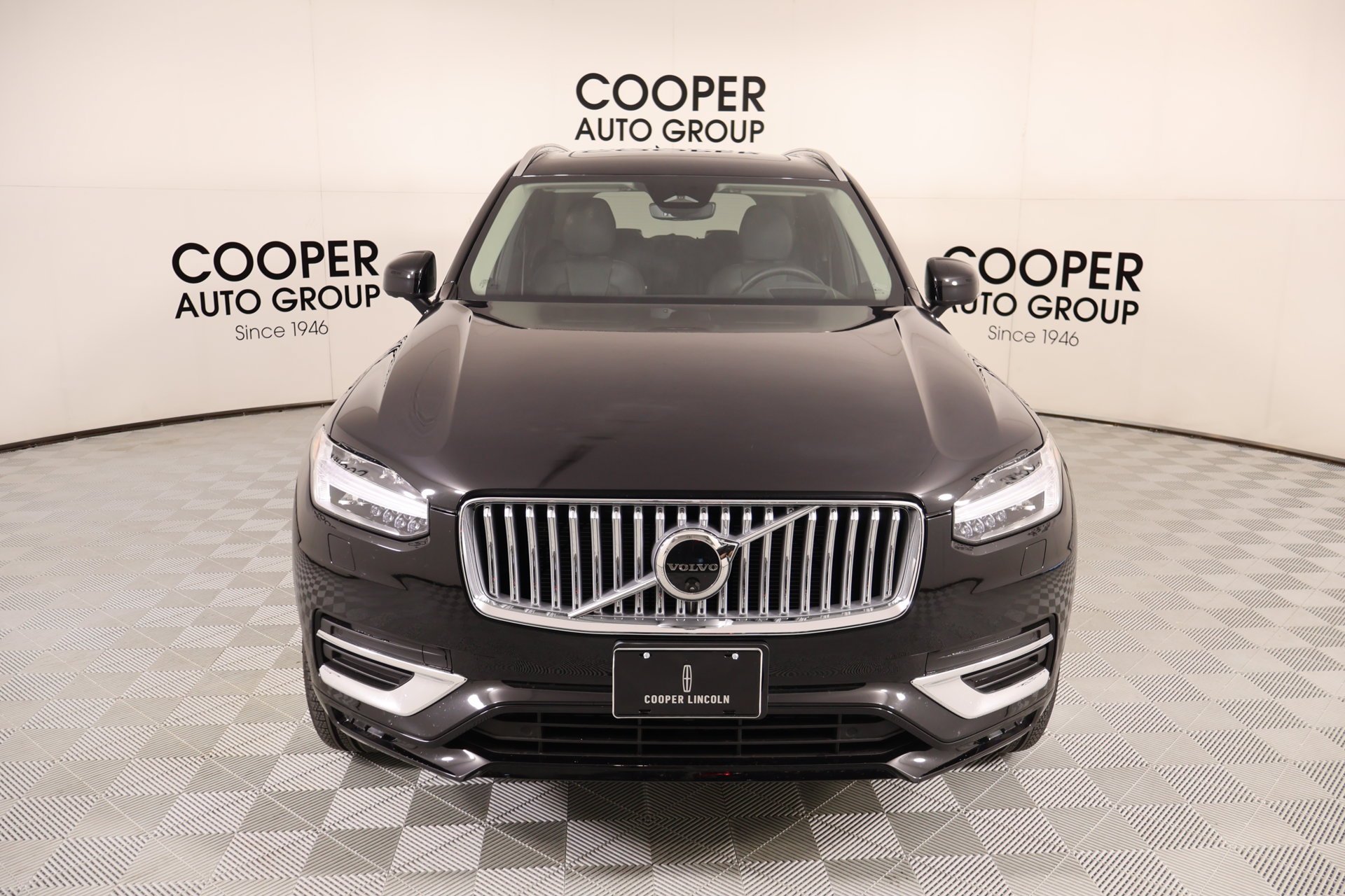 Used 2025 Volvo XC90 B6 Ultra w/ Protection Package Premier AWD/4WD image 10