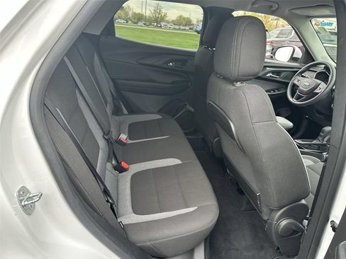 Certified 2023 Chevrolet TrailBlazer LT w/ LPO, Blackout Package FWD image 25