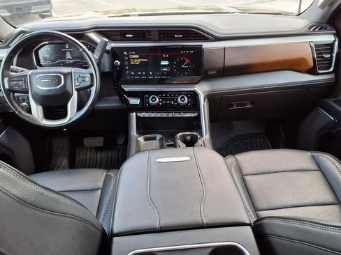 Used 2024 GMC Sierra 2500 Denali w/ Denali Reserve Package image 19