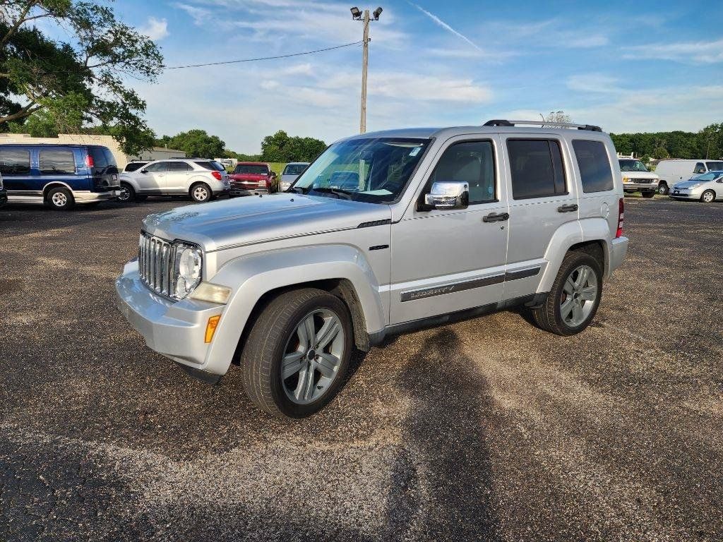 Used 2011 Jeep Liberty Sport AWD/4WD image 10