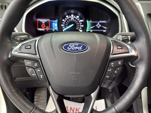 Used 2020 Ford Edge SEL w/ Convenience Package image 15