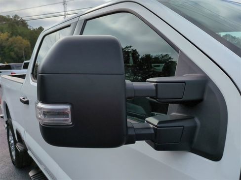 Used 2024 Ford F250 XLT image 12