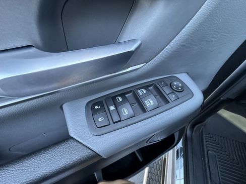 Used 2022 RAM 1500 Big Horn image 13