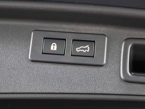 Used 2023 Subaru Forester Limited image 34