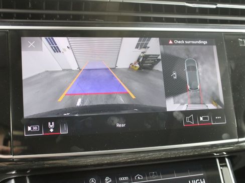 Used 2023 Audi Q7 3.0T Premium Plus image 35