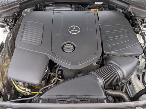 Used 2026 Mercedes-Benz GLC 300 image 16