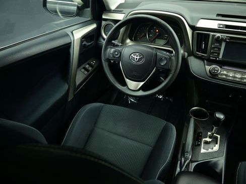 Used 2015 Toyota RAV4 XLE image 48