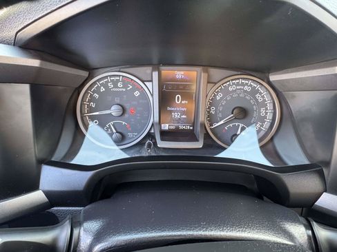 Used 2023 Toyota Tacoma TRD Sport AWD/4WD image 28