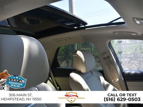 Used 2022 Genesis GV70 2.5T AWD/4WD image 25