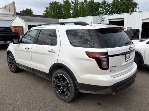 Used 2014 Ford Explorer Sport w/ Equipment Group 401A AWD/4WD image 12