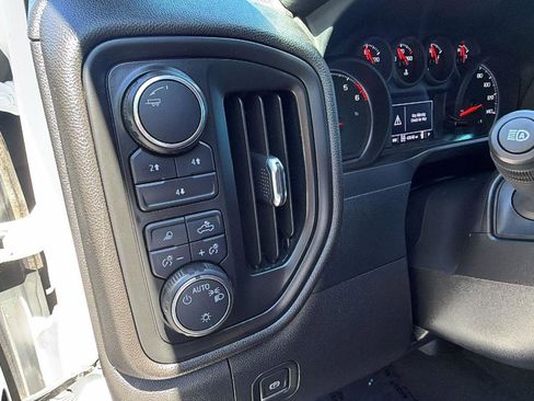 Used 2024 Chevrolet Silverado 2500 Custom w/ Custom Value Package AWD/4WD image 21