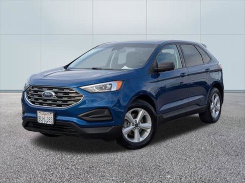 Used 2020 Ford Edge SE image 1