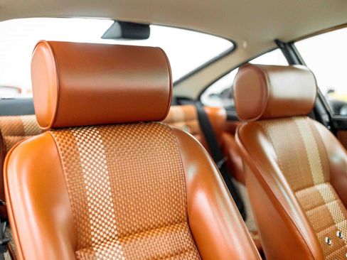 Used 1990 Porsche 911 Carrera image 52