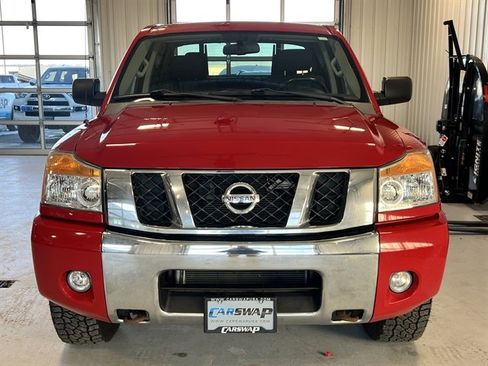 Used 2012 Nissan Titan SV w/ SV Value Truck Pkg image 7