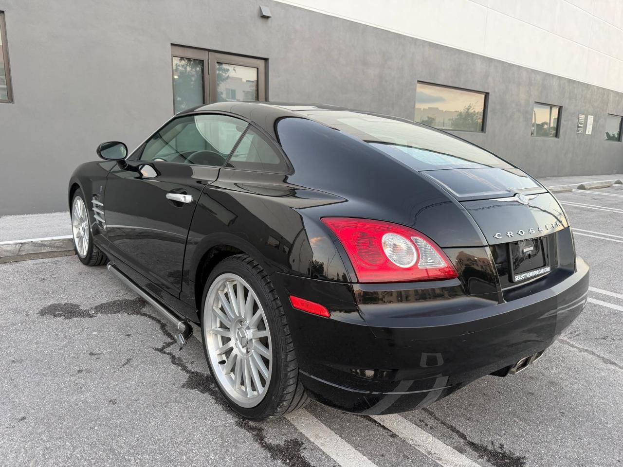 Used 2004 Chrysler Crossfire Coupe RWD image 6