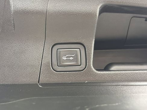 Used 2023 GMC Acadia Denali w/ Trailering Package image 18