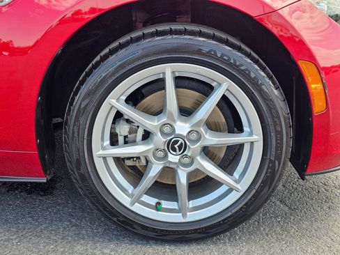 Used 2017 MAZDA MX-5 Miata Sport RWD image 36