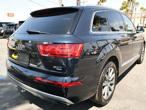 Used 2018 Audi Q7 3.0T Premium Plus AWD/4WD image 10