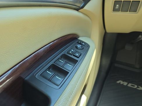 Used 2016 Acura MDX SH-AWD image 17