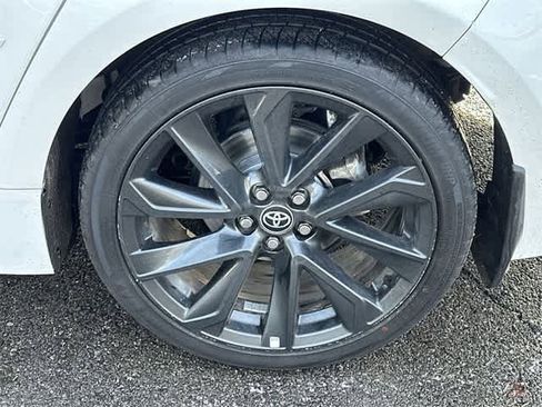 Used 2023 Toyota Corolla SE image 5