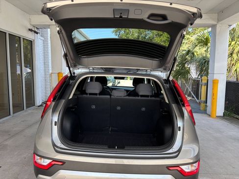 Used 2026 Kia Niro LX FWD image 31