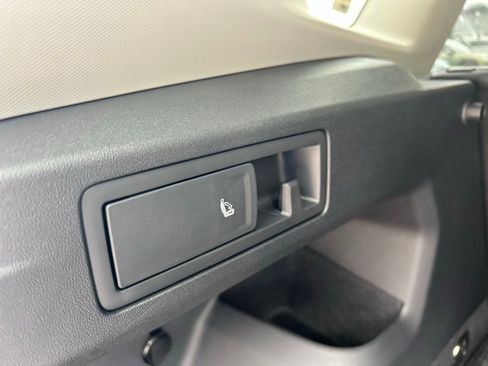 New 2026 Volkswagen Tiguan S FWD image 44