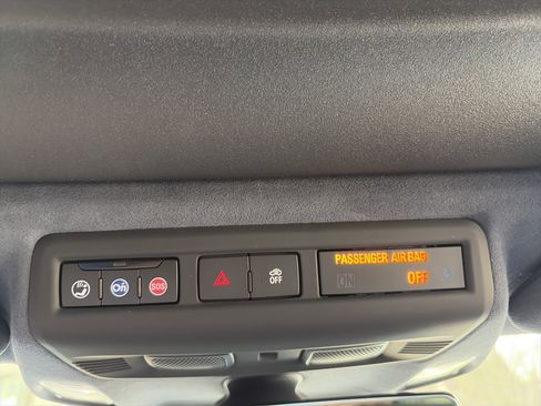 Used 2021 Chevrolet Corvette Stingray Premium Cpe w/ Z51 Performance Package image 47