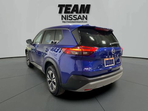 Used 2021 Nissan Rogue SV w/ Premium Package image 4