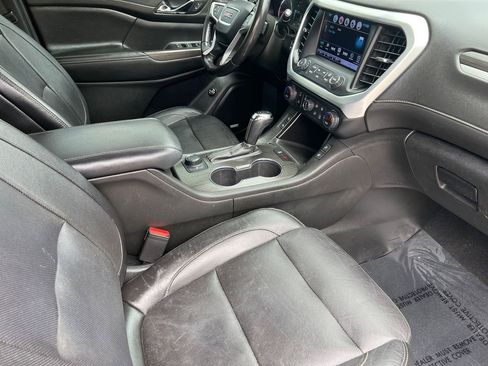 Used 2019 GMC Acadia SLT AWD/4WD image 18