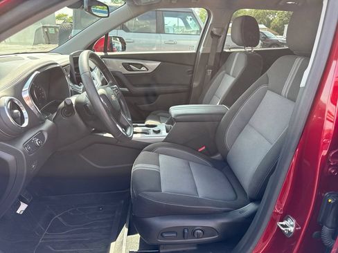 Used 2024 Chevrolet Blazer LT w/ Convenience Package FWD image 11