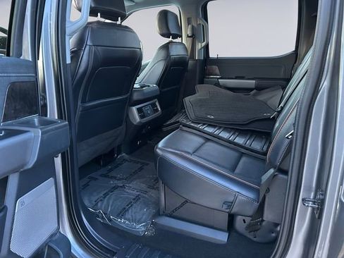 Used 2025 Ford F450 Lariat w/ FX4 Off-Road Package image 13