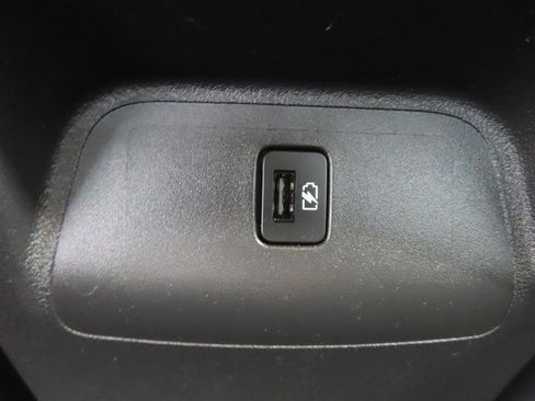 Used 2023 Nissan Sentra SV FWD image 30