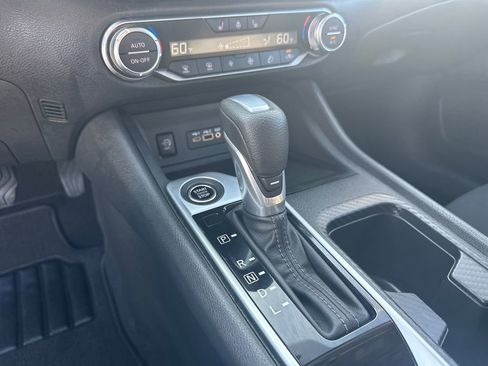 Used 2025 Nissan Sentra SV w/ All-Weather Package image 30