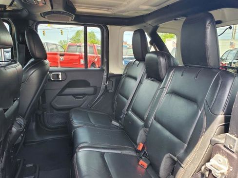 Used 2022 Jeep Wrangler Unlimited Rubicon w/ Xtreme Recon 35" Tire Package AWD/4WD image 22