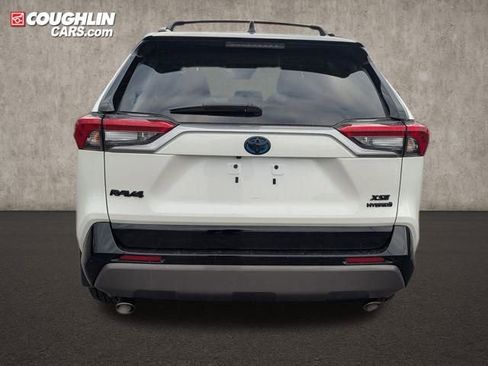 Used 2020 Toyota RAV4 XSE image 6