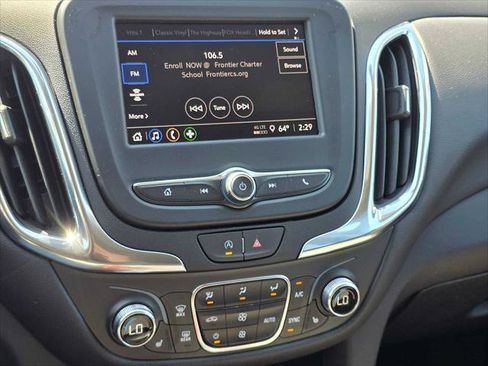 Used 2024 Chevrolet Equinox LT AWD/4WD image 26